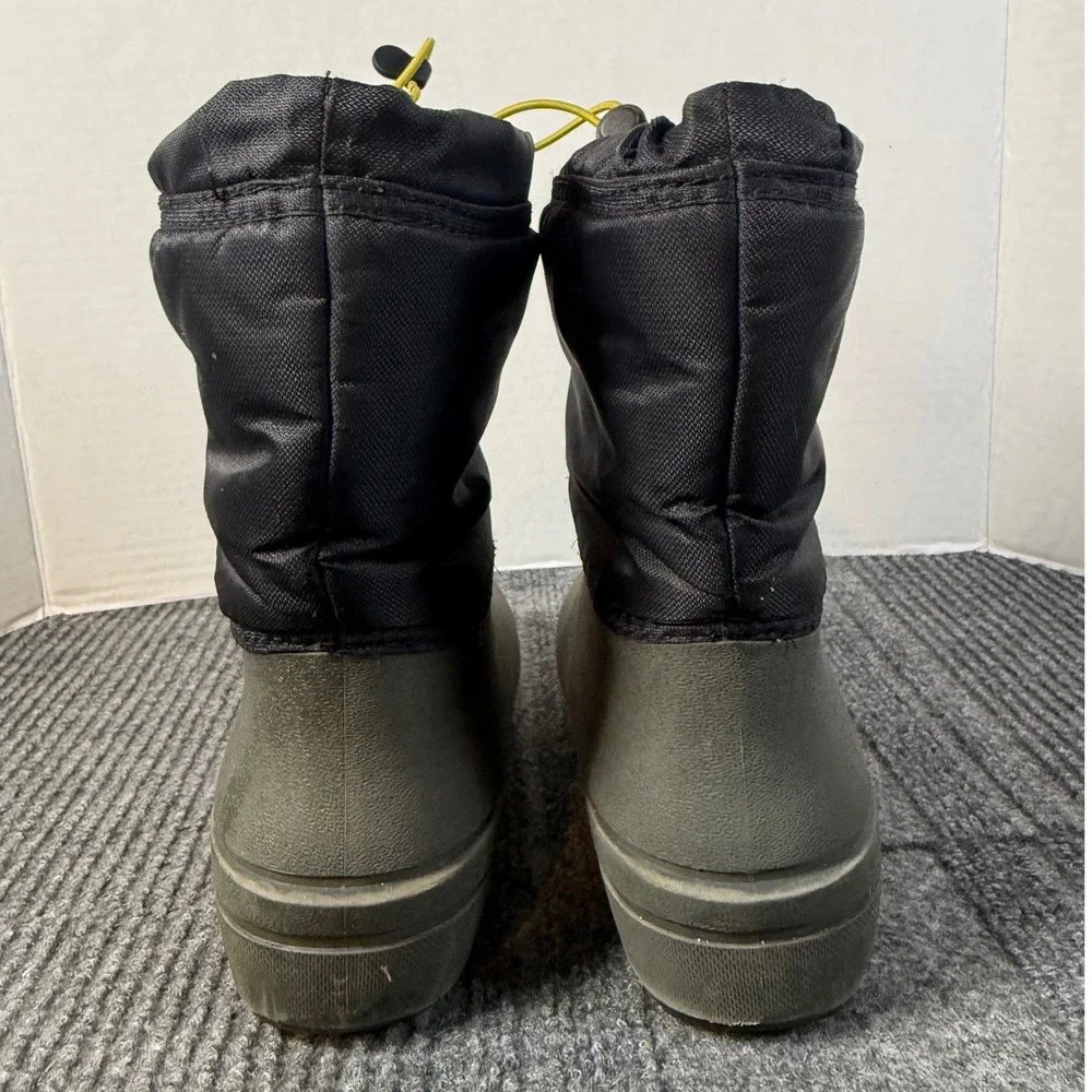 Bogs Snow Shell Youth Size 2 Waterproof Winter Boots Olive Black